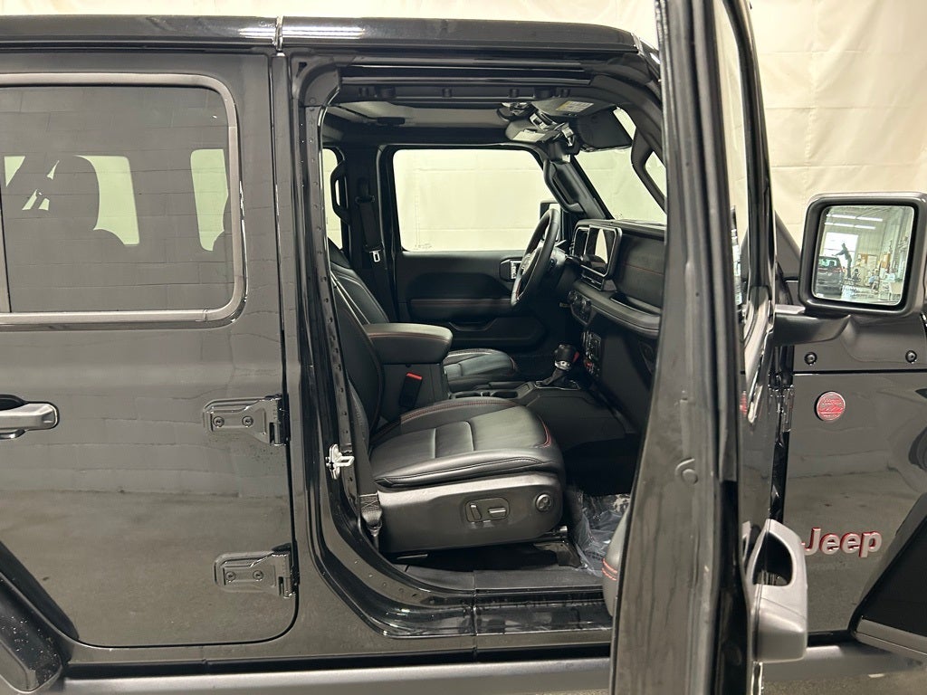 2024 Jeep Wrangler 4-Door Recon 4x4