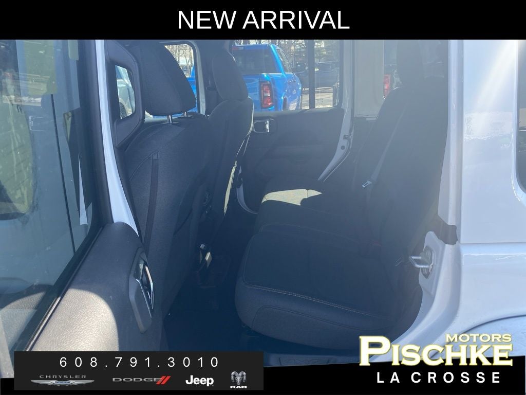 2025 Jeep Wrangler 4xe Sahara 4xe