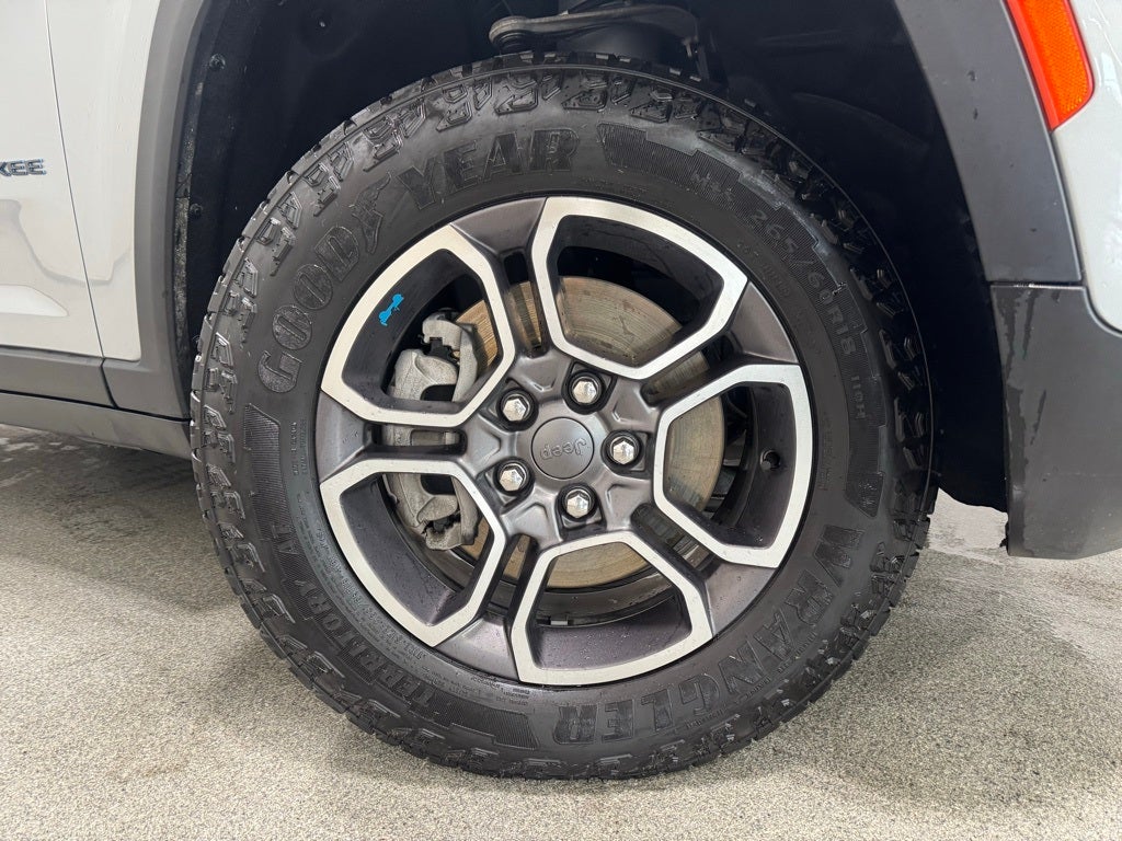 2022 Jeep Grand Cherokee 4xe Trailhawk 4x4