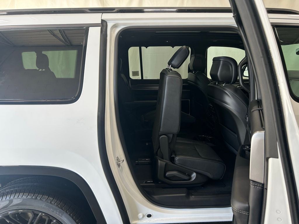 2026 Jeep Grand Wagoneer GRAND WAGONEER L LIMITED RESERVE 4X4