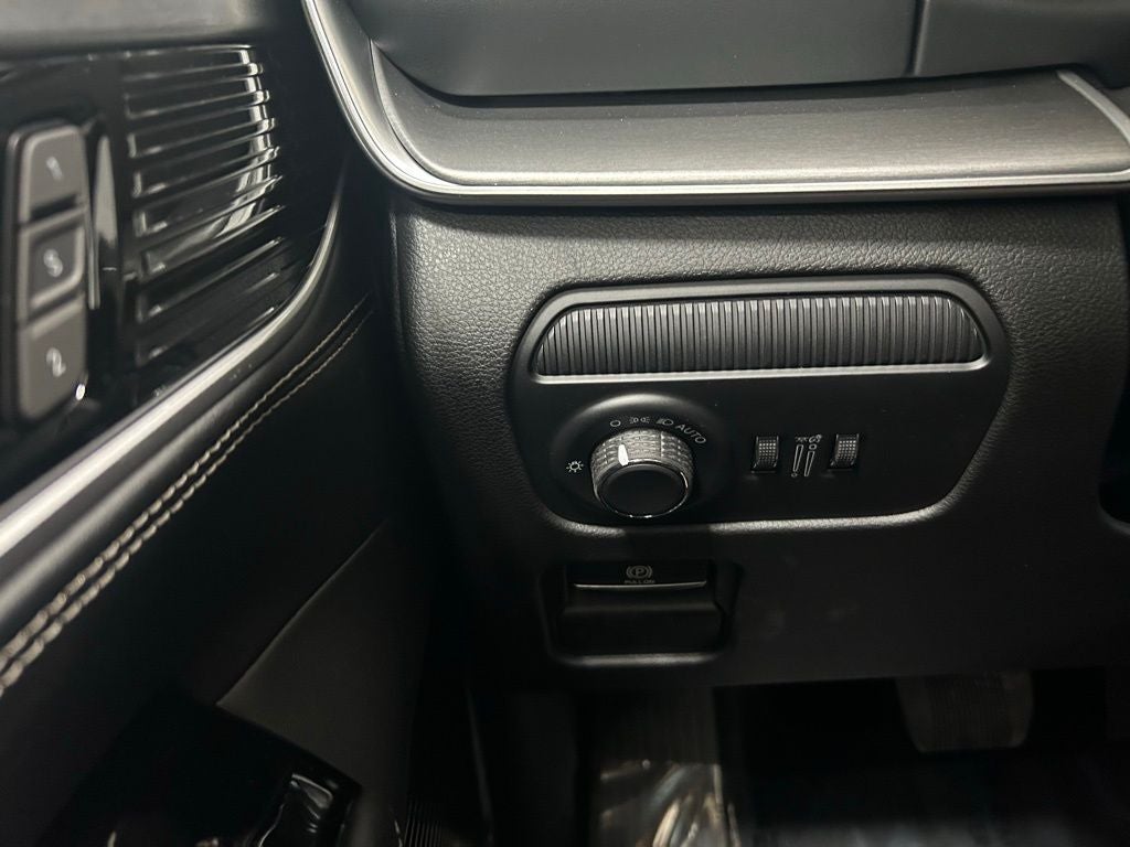 2026 Jeep Grand Wagoneer GRAND WAGONEER L LIMITED RESERVE 4X4