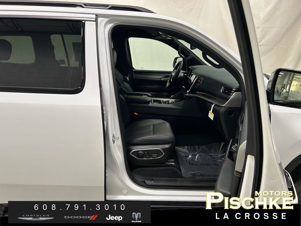 2026 Jeep Grand Wagoneer GRAND WAGONEER LIMITED ALTITUDE 4X4