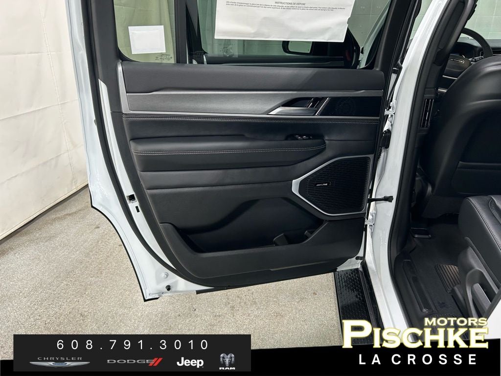 2026 Jeep Grand Wagoneer GRAND WAGONEER LIMITED ALTITUDE 4X4