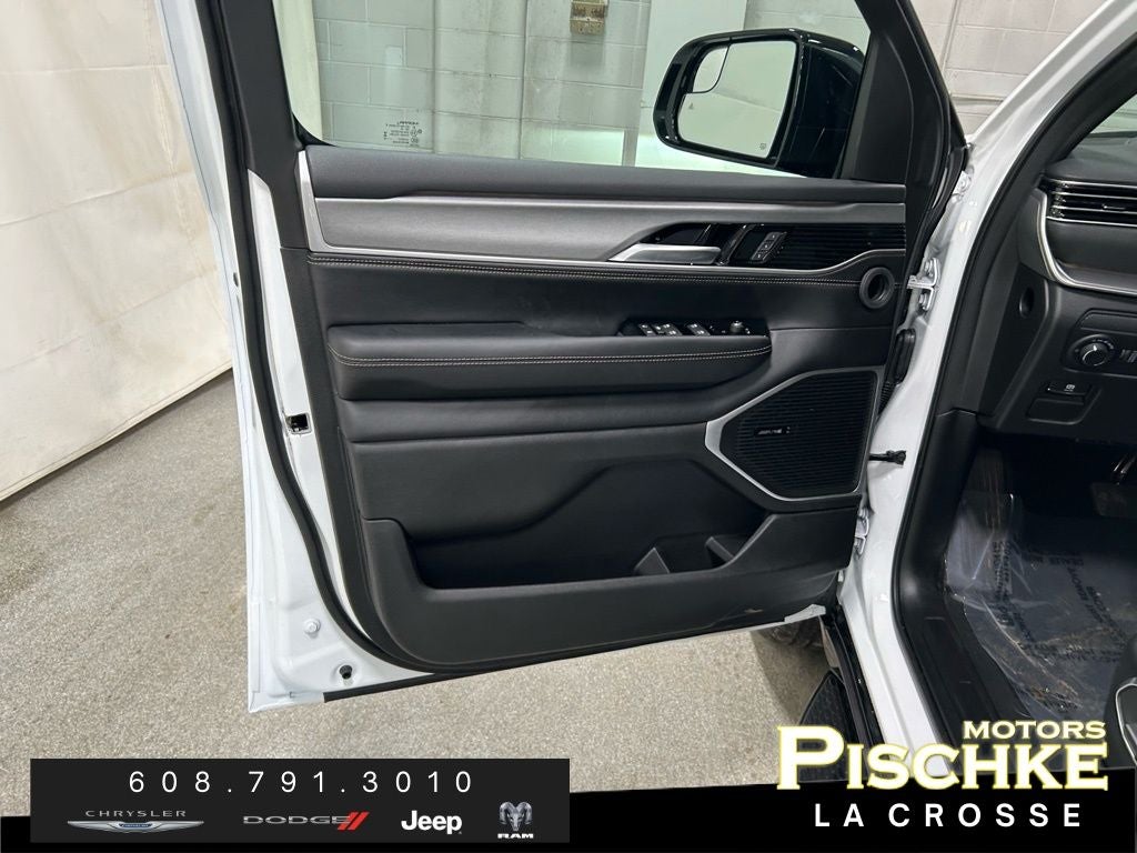 2026 Jeep Grand Wagoneer GRAND WAGONEER LIMITED ALTITUDE 4X4