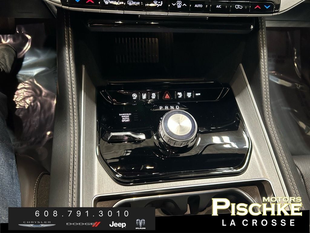 2026 Jeep Grand Wagoneer GRAND WAGONEER LIMITED ALTITUDE 4X4