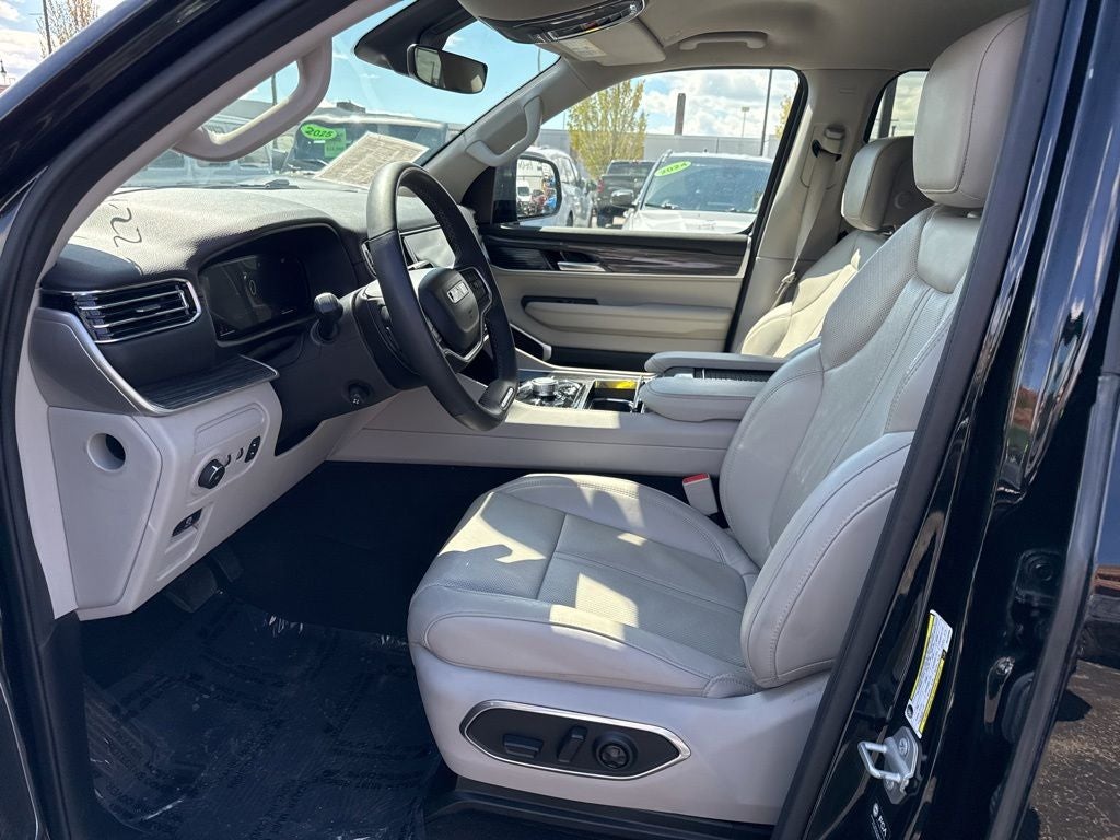 2022 Jeep Wagoneer Series III 4x4
