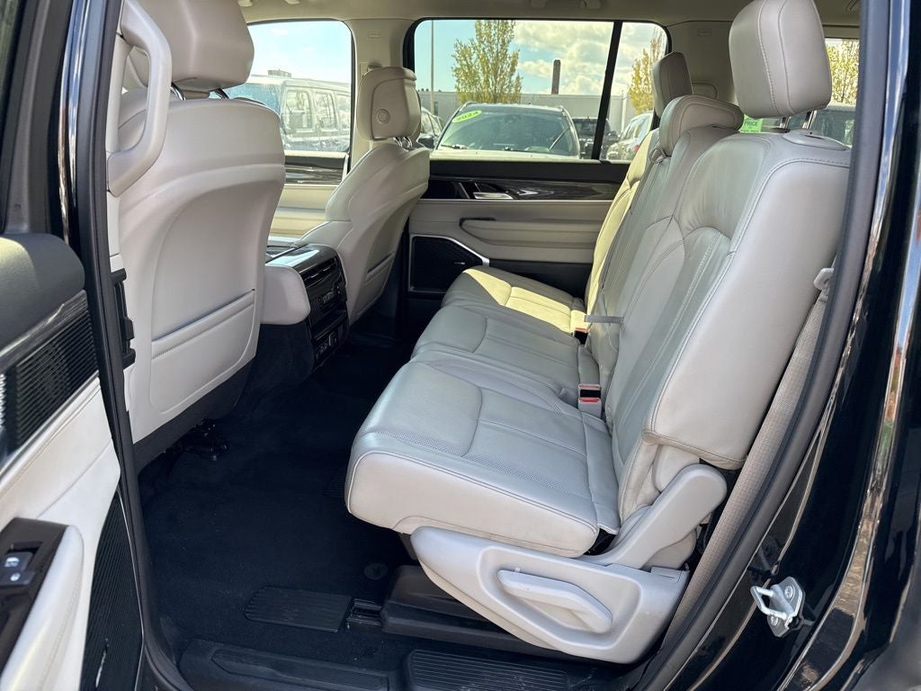 2022 Jeep Wagoneer Series III 4x4
