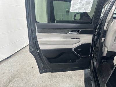2022 Jeep Wagoneer Series III 4x4