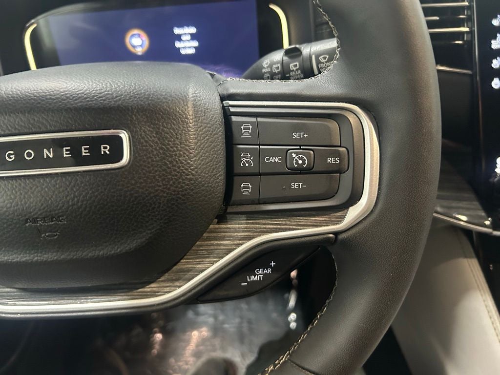 2022 Jeep Wagoneer Series III 4x4