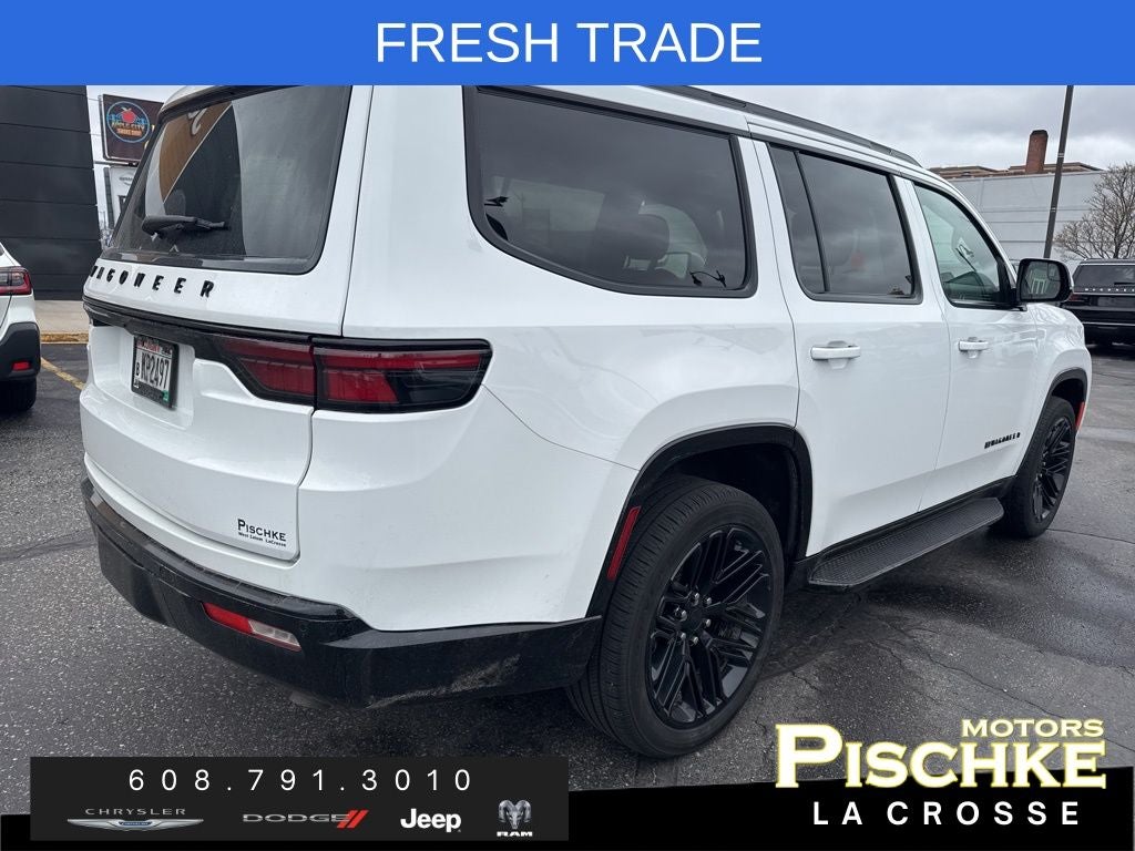 2022 Jeep Wagoneer Series III Carbide 4x4