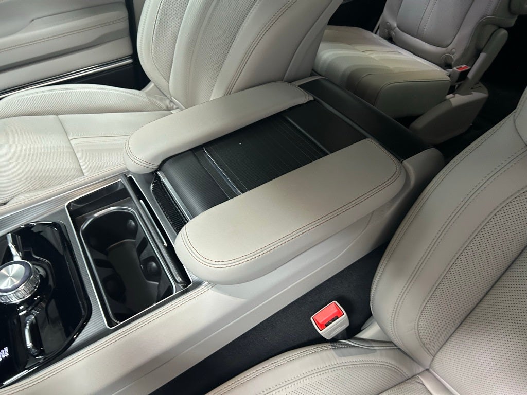 2026 Jeep Grand Wagoneer GRAND WAGONEER SUMMIT OBSIDIAN 4X4