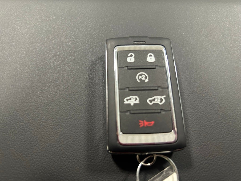 2026 Jeep Grand Wagoneer GRAND WAGONEER SUMMIT OBSIDIAN 4X4