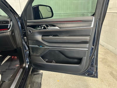 2025 Jeep Grand Wagoneer Series III Obsidian 4x4