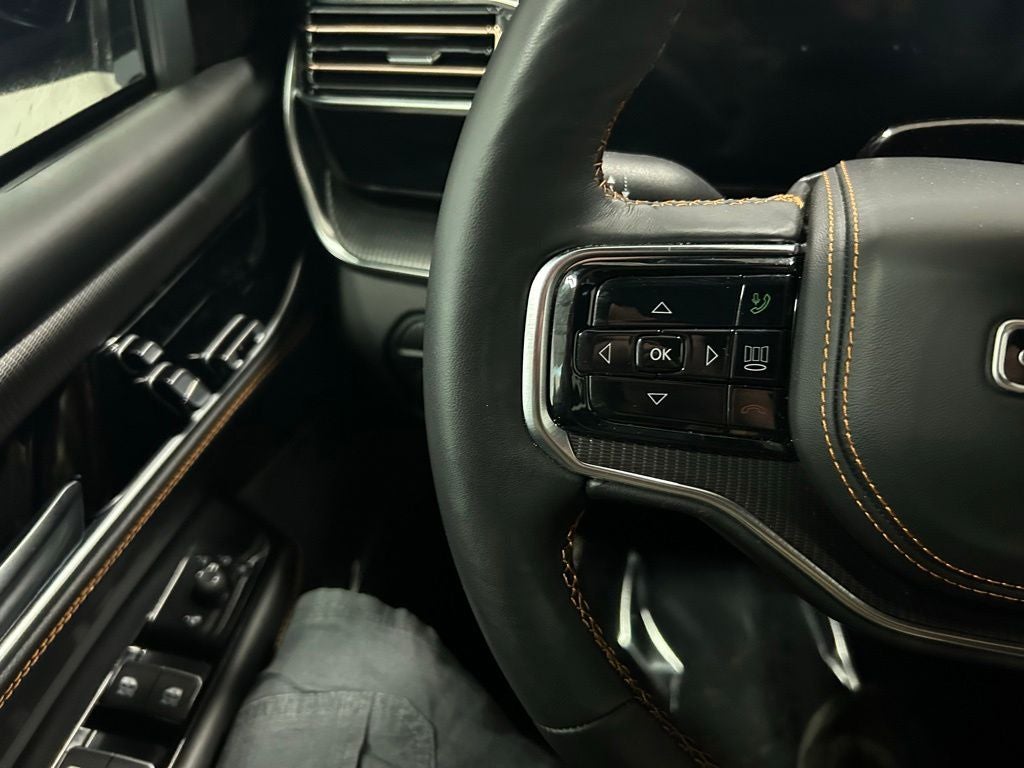 2025 Jeep Grand Wagoneer Series III Obsidian 4x4