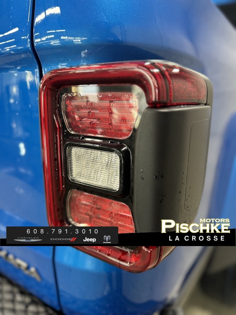 2026 Jeep Gladiator GLADIATOR SAHARA 4X4