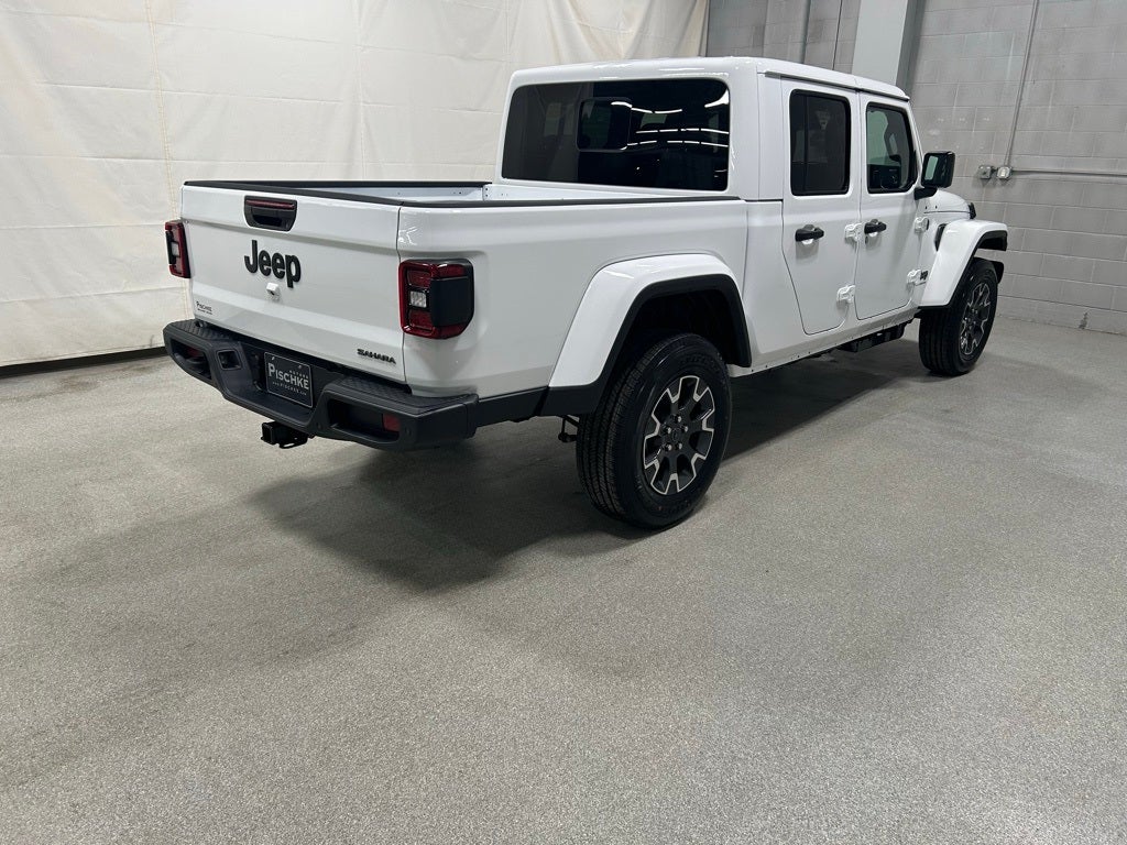 2026 Jeep Gladiator GLADIATOR SAHARA 4X4
