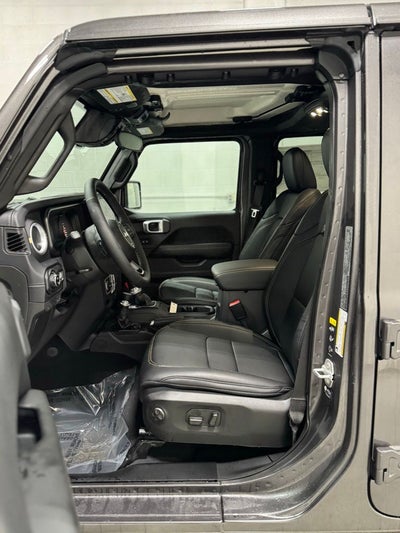 2026 Jeep Gladiator GLADIATOR SAHARA 4X4