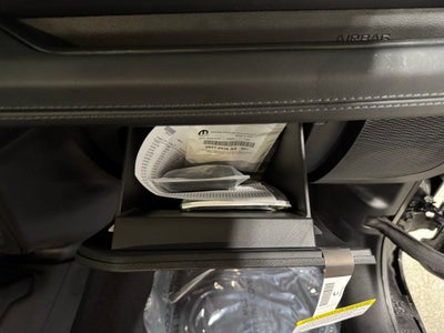 2026 Jeep Gladiator GLADIATOR SAHARA 4X4