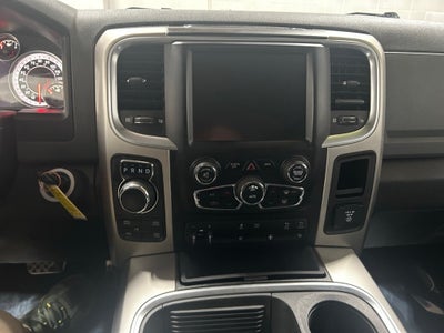 2017 RAM 1500 Big Horn Quad Cab 4x4 6'4' Box