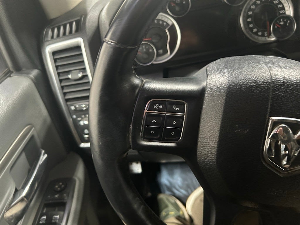 2017 RAM 1500 Big Horn Quad Cab 4x4 6'4' Box