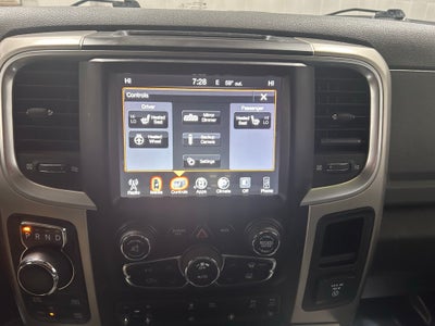 2017 RAM 1500 Big Horn Quad Cab 4x4 6'4' Box