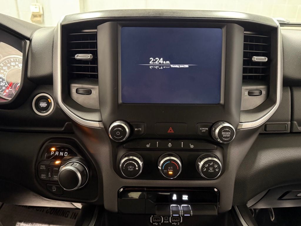 2023 RAM 1500 Big Horn Crew Cab 4x4 5'7' Box