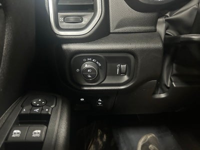 2025 RAM 1500 Big Horn Crew Cab 4x4 5'7' Box