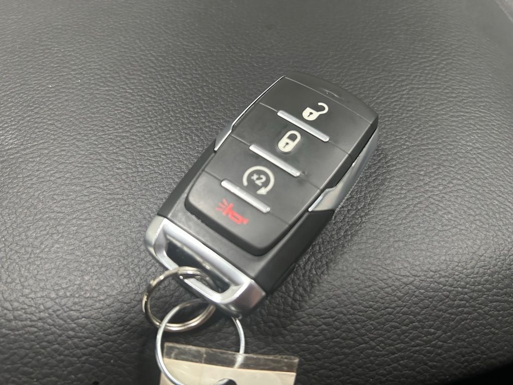 2025 RAM 1500 Big Horn Crew Cab 4x4 5'7' Box