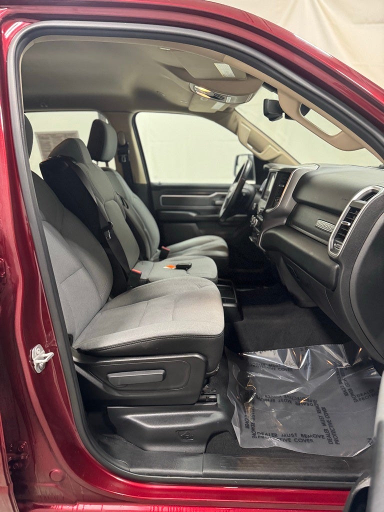 2019 RAM 1500 Big Horn/Lone Star Crew Cab 4x4 5'7' Box