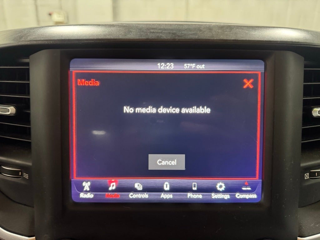 2019 RAM 1500 Big Horn/Lone Star Crew Cab 4x4 5'7' Box