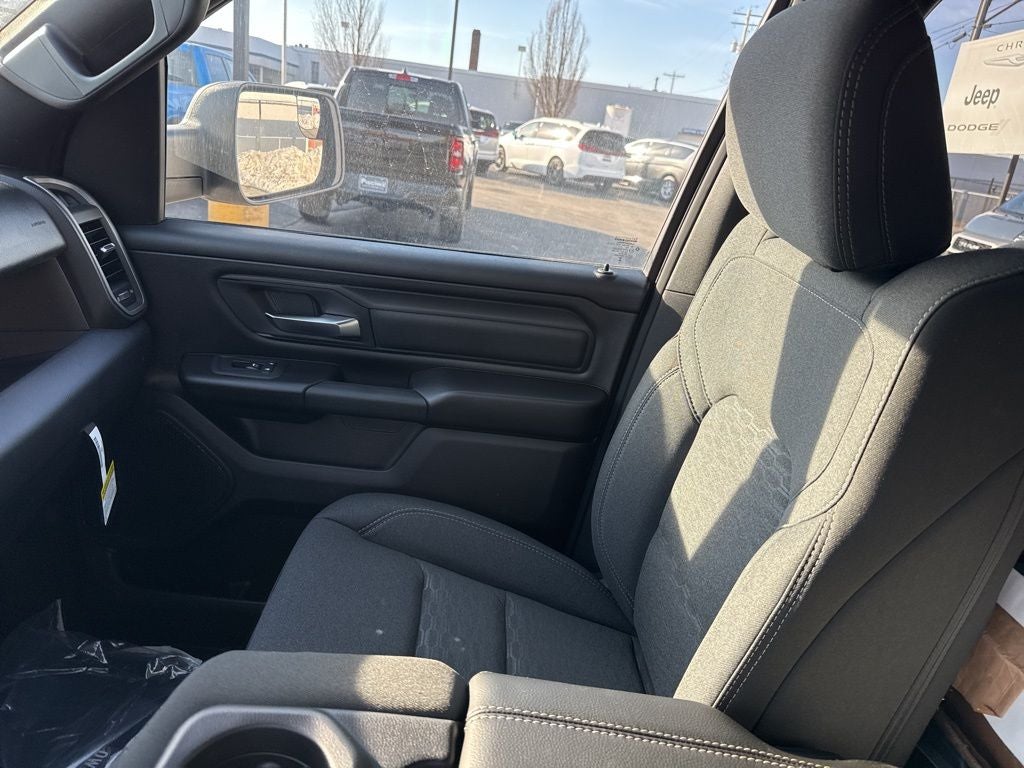 2026 RAM Ram 1500 RAM 1500 WARLOCK CREW CAB 4X4 5'7' BOX