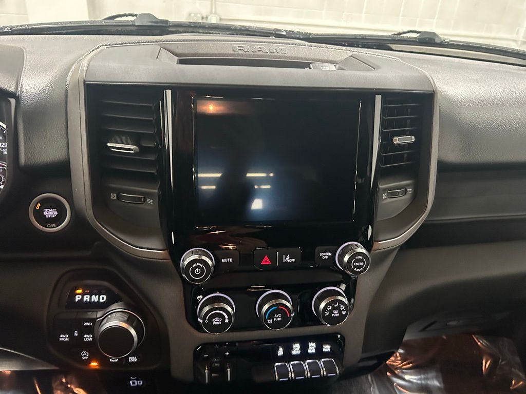 2026 RAM Ram 1500 RAM 1500 WARLOCK CREW CAB 4X4 5'7' BOX