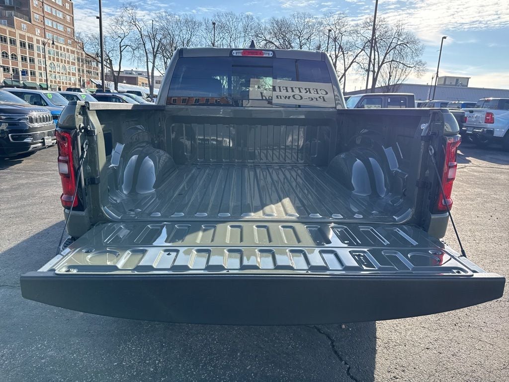 2026 RAM Ram 1500 RAM 1500 WARLOCK CREW CAB 4X4 5'7' BOX