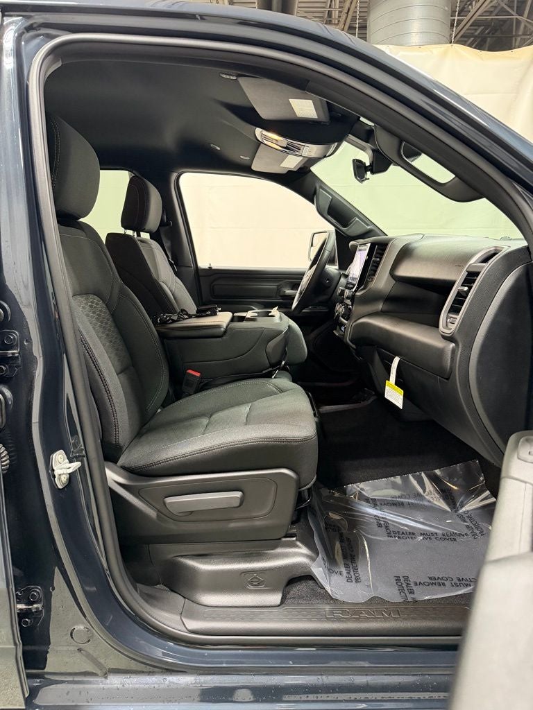 2026 RAM 1500 RAM 1500 WARLOCK CREW CAB 4X4 5'7' BOX