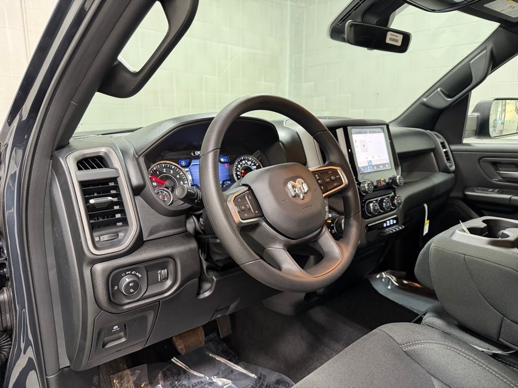 2026 RAM 1500 RAM 1500 WARLOCK CREW CAB 4X4 5'7' BOX