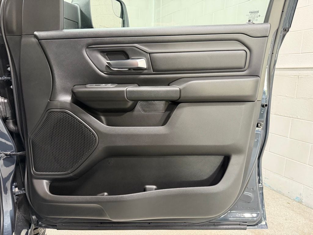 2026 RAM 1500 RAM 1500 WARLOCK CREW CAB 4X4 5'7' BOX