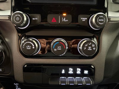 2026 RAM 1500 RAM 1500 WARLOCK CREW CAB 4X4 5'7' BOX