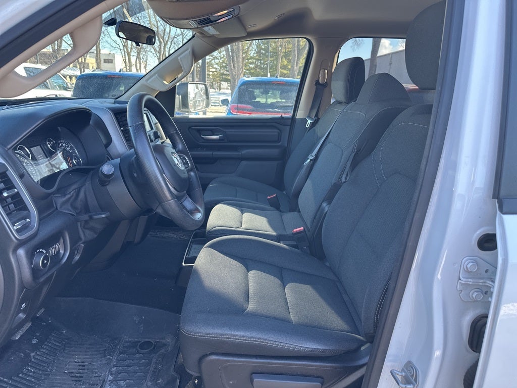 2019 RAM 1500 Tradesman Crew Cab 4x4 5'7' Box