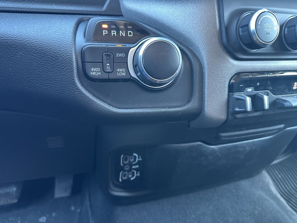 2019 RAM 1500 Tradesman Crew Cab 4x4 5'7' Box