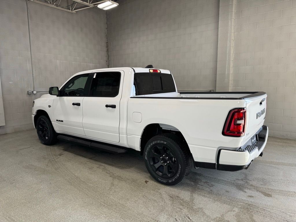 2026 RAM Ram 1500 RAM 1500 EXPRESS CREW CAB 4X4 5'7' BOX