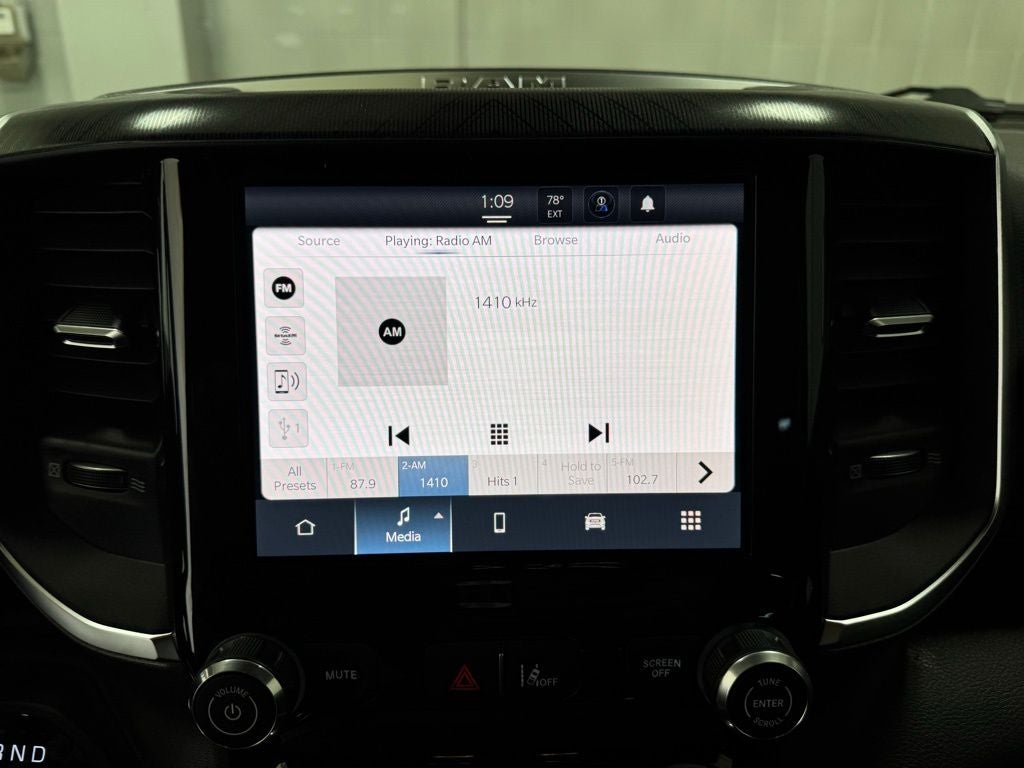 2026 RAM Ram 1500 RAM 1500 EXPRESS CREW CAB 4X4 5'7' BOX