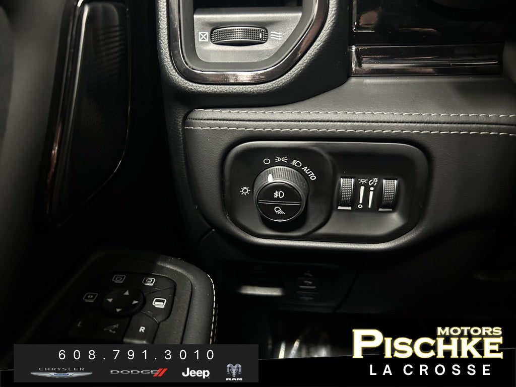 2026 RAM Ram 1500 RAM 1500 LIMITED CREW CAB 4X4 5'7' BOX