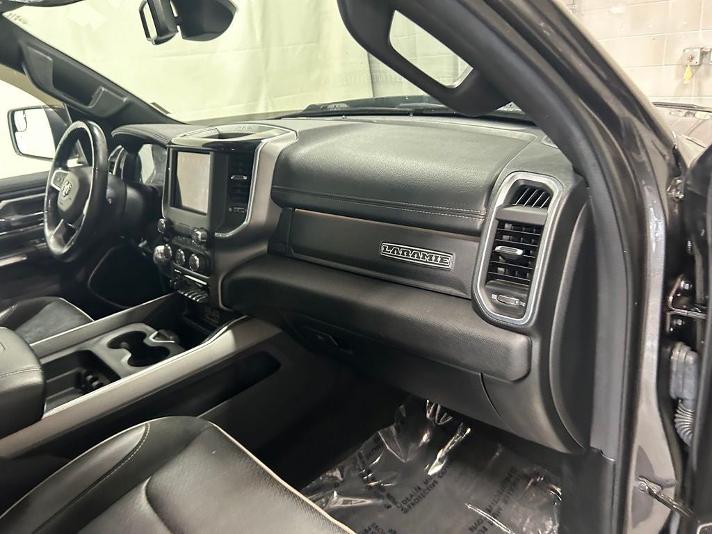 2020 RAM Ram 1500 Laramie Crew Cab 4x4 5'7' Box
