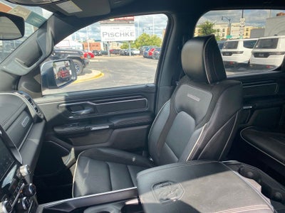 2024 RAM 1500 Laramie Crew Cab 4x4 5'7' Box