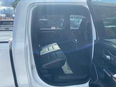 2024 RAM 1500 Laramie Crew Cab 4x4 5'7' Box