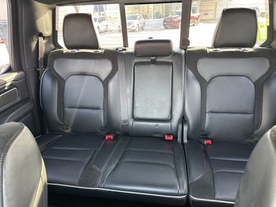 2022 RAM 1500 Laramie Crew Cab 4x4 5'7' Box