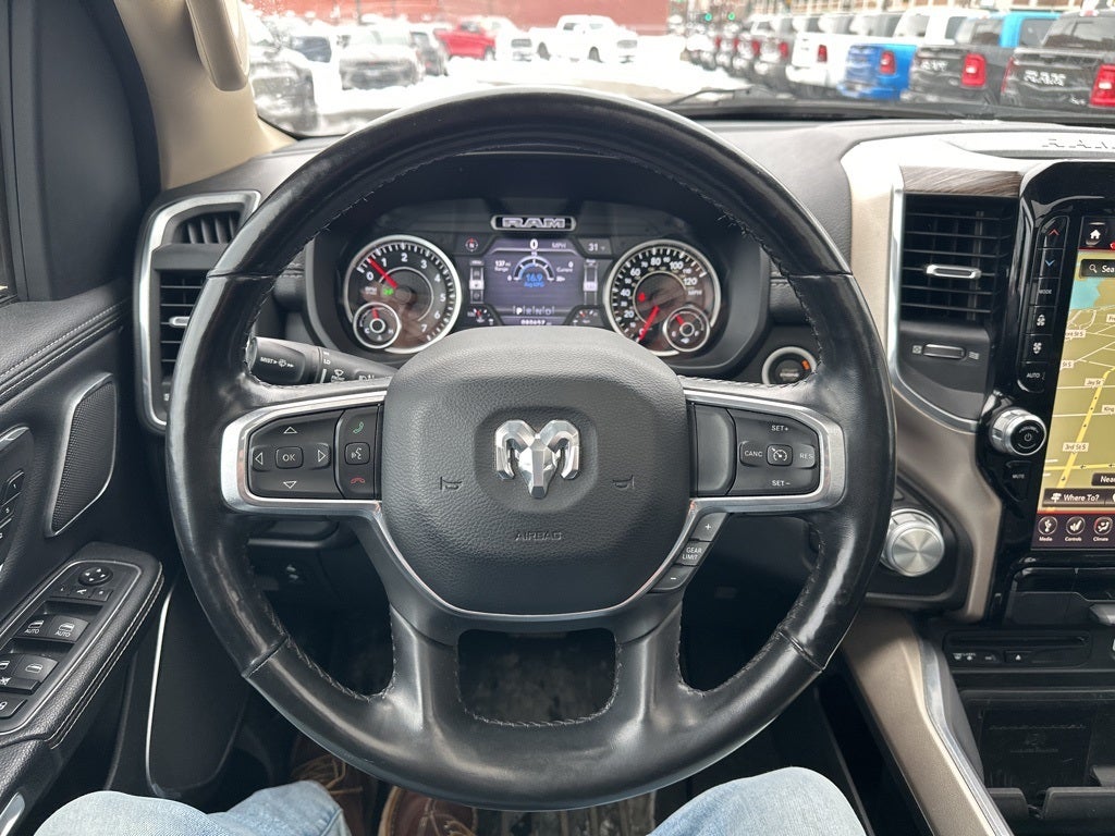 2019 RAM 1500 Laramie Crew Cab 4x4 6'4' Box