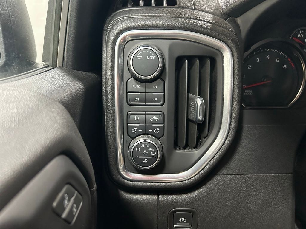 2022 Chevrolet Silverado 1500 LTD 4WD Crew Cab Short Bed LT Trail Boss