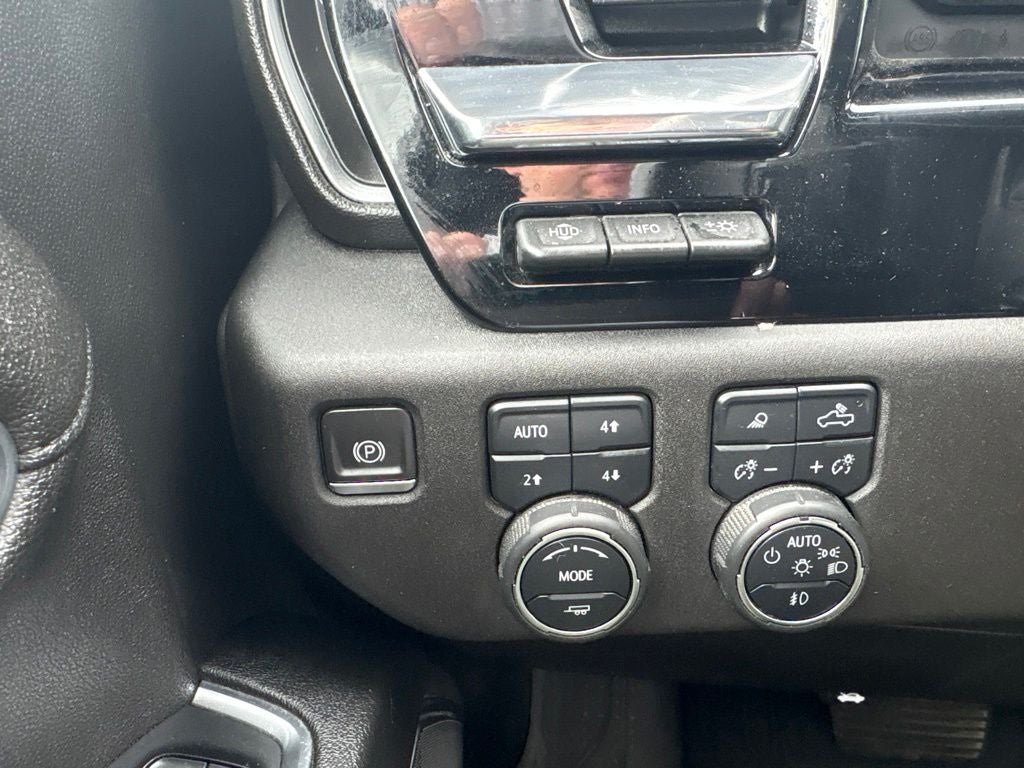2024 Chevrolet Silverado 1500 4WD Crew Cab Short Bed High Country