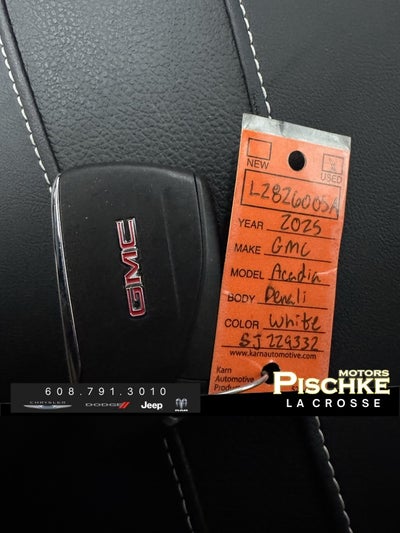 2025 GMC Acadia AWD Denali